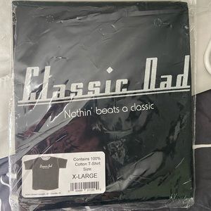 “Classic Dad” Men’s Graphic T-Shirt